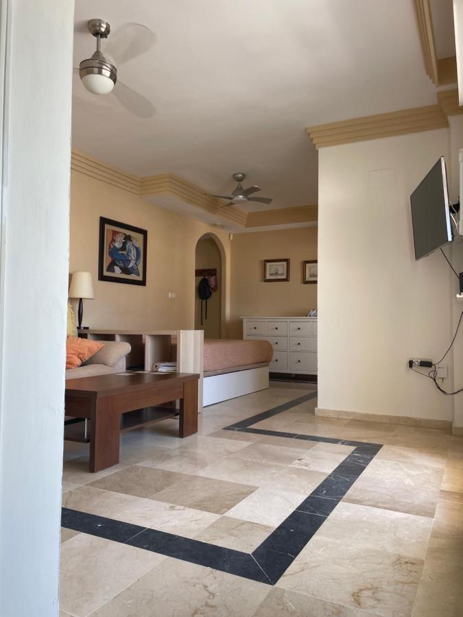 Appartamento Piso Primera Linea, Banana Beach, Marbella.